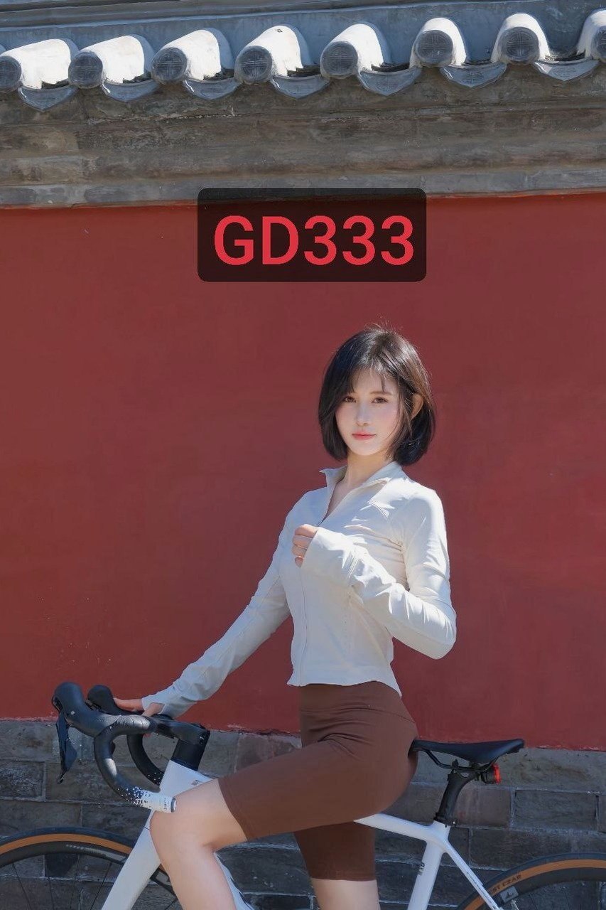 GD333 短发 御姐 冷白皮 高尔夫高手 运动系 一字马