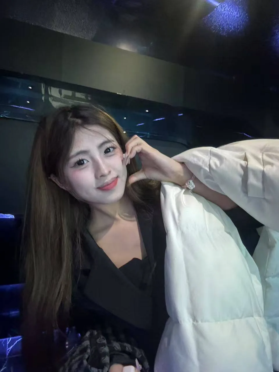 美女