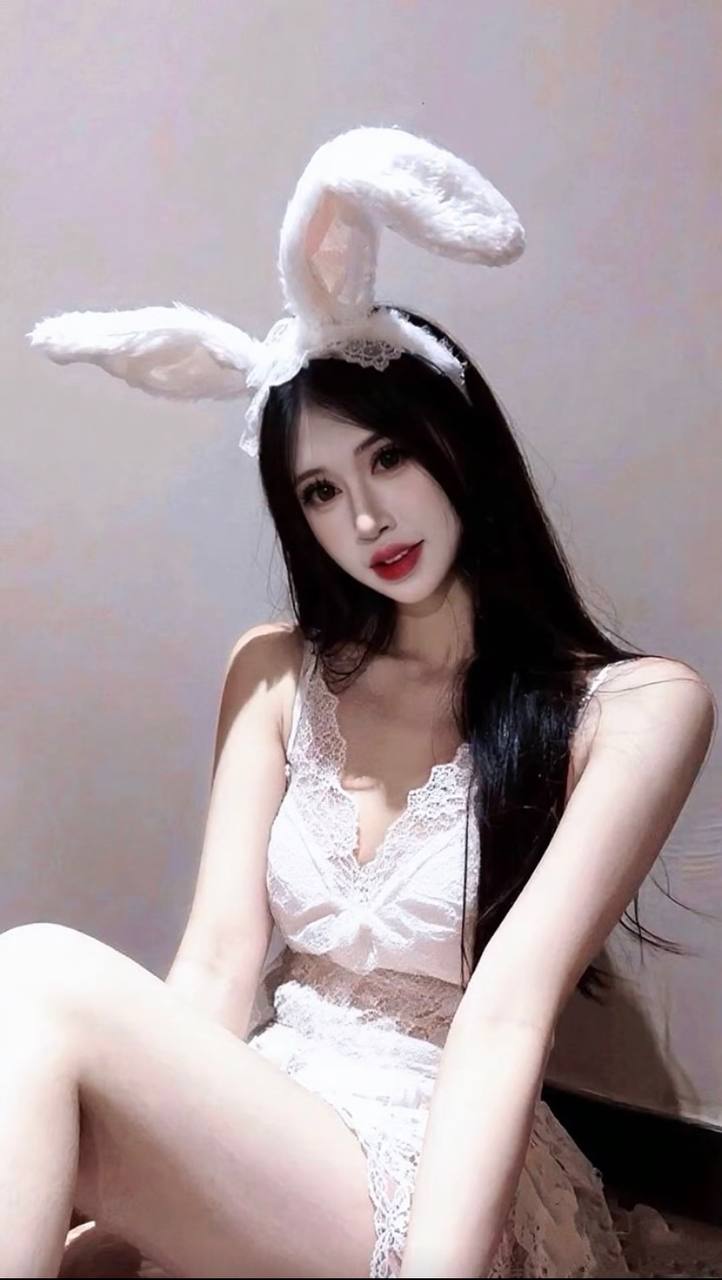 淇