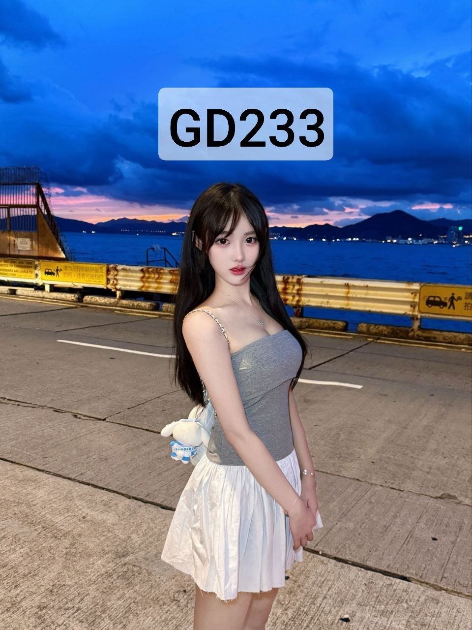GD233 清纯 舞蹈生 一字马 大长腿 身材比例好
