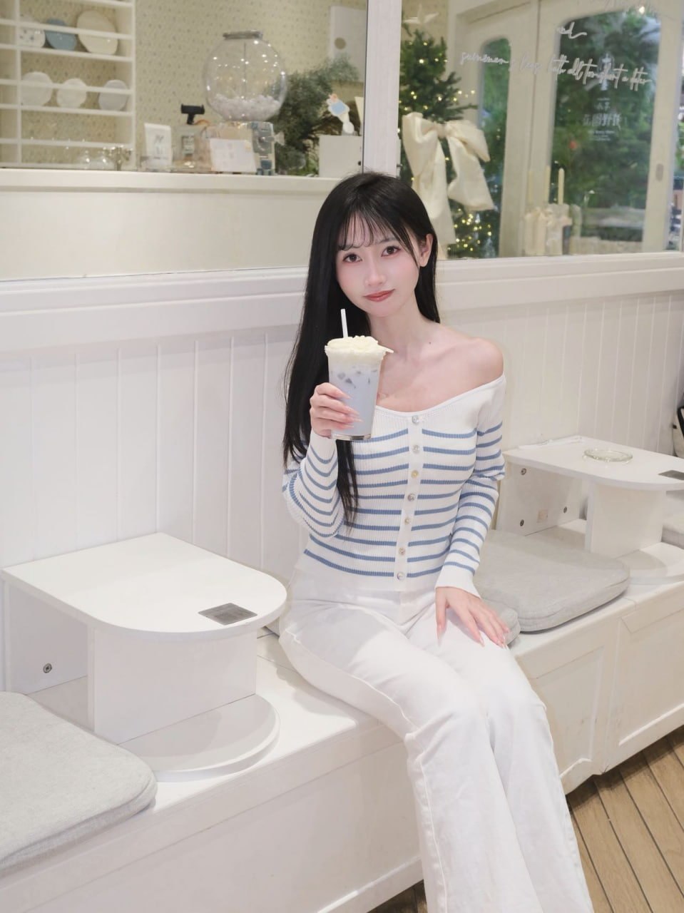 YC042