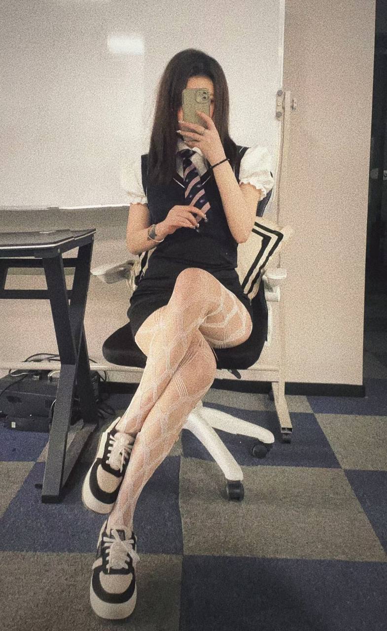 瑶瑶 w少小美