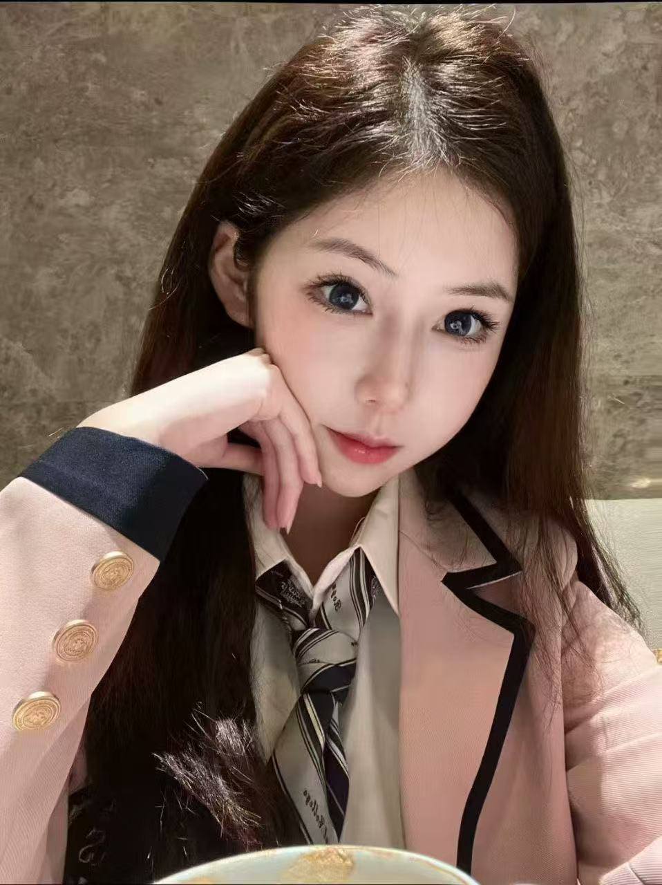 尼尼