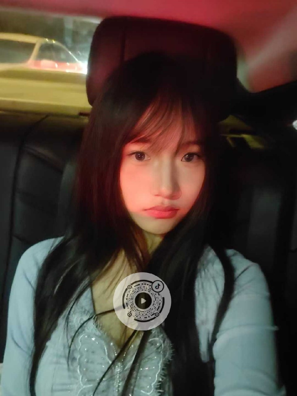 小瑜