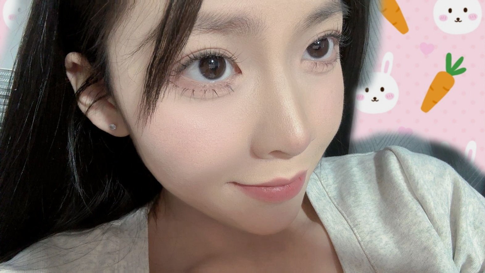 依依