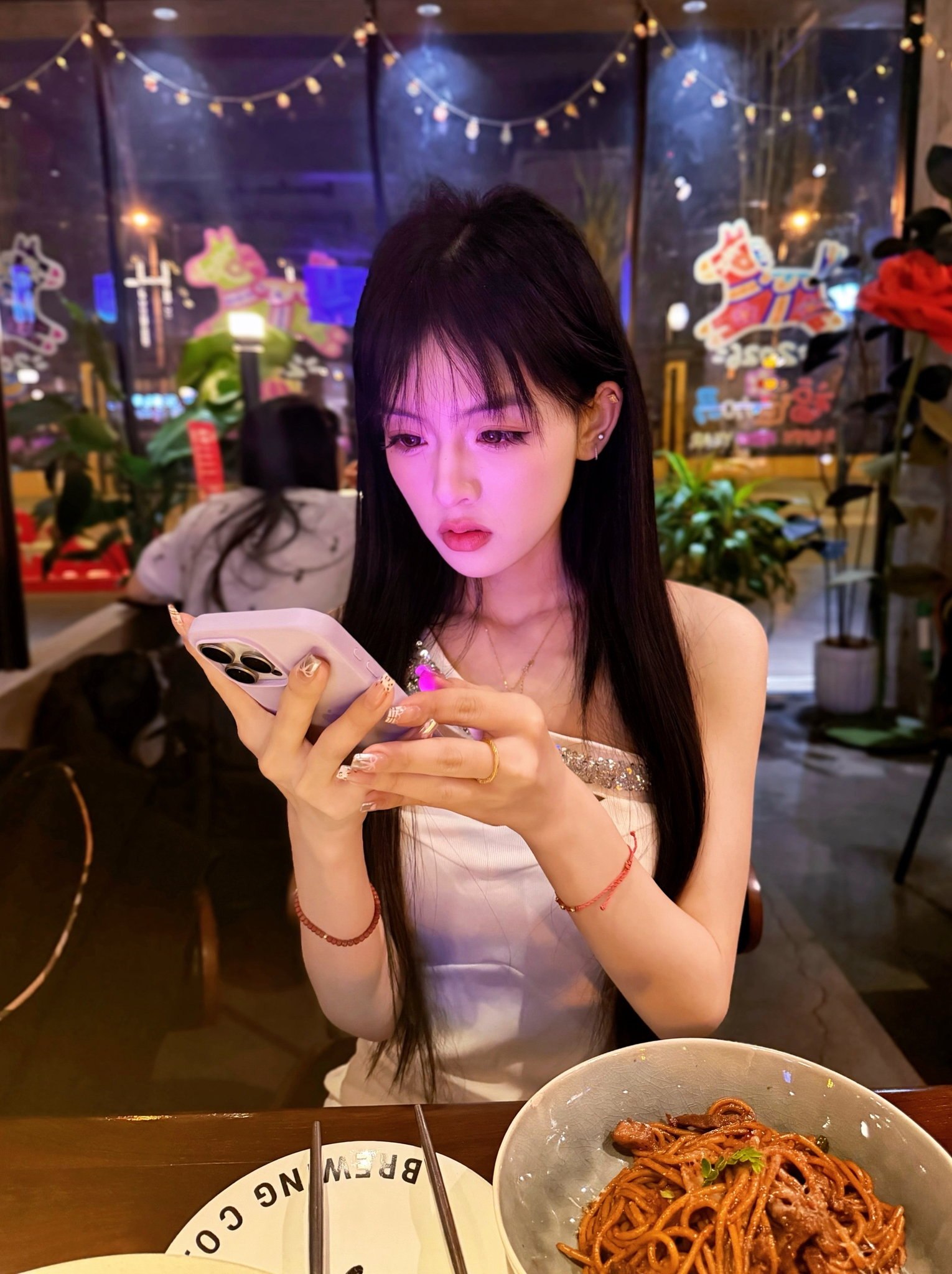 左左