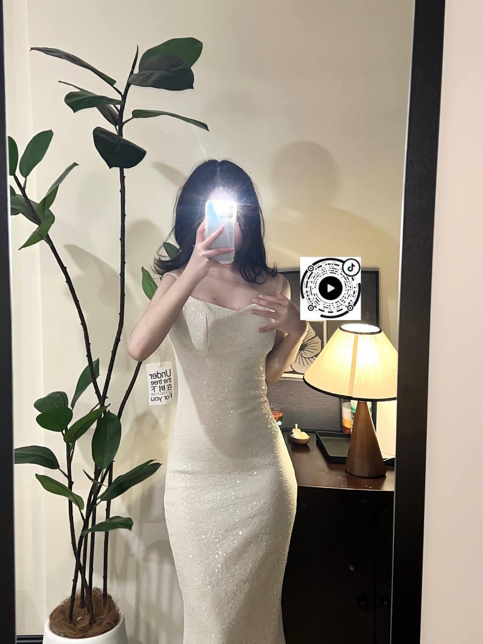 婷婷 X