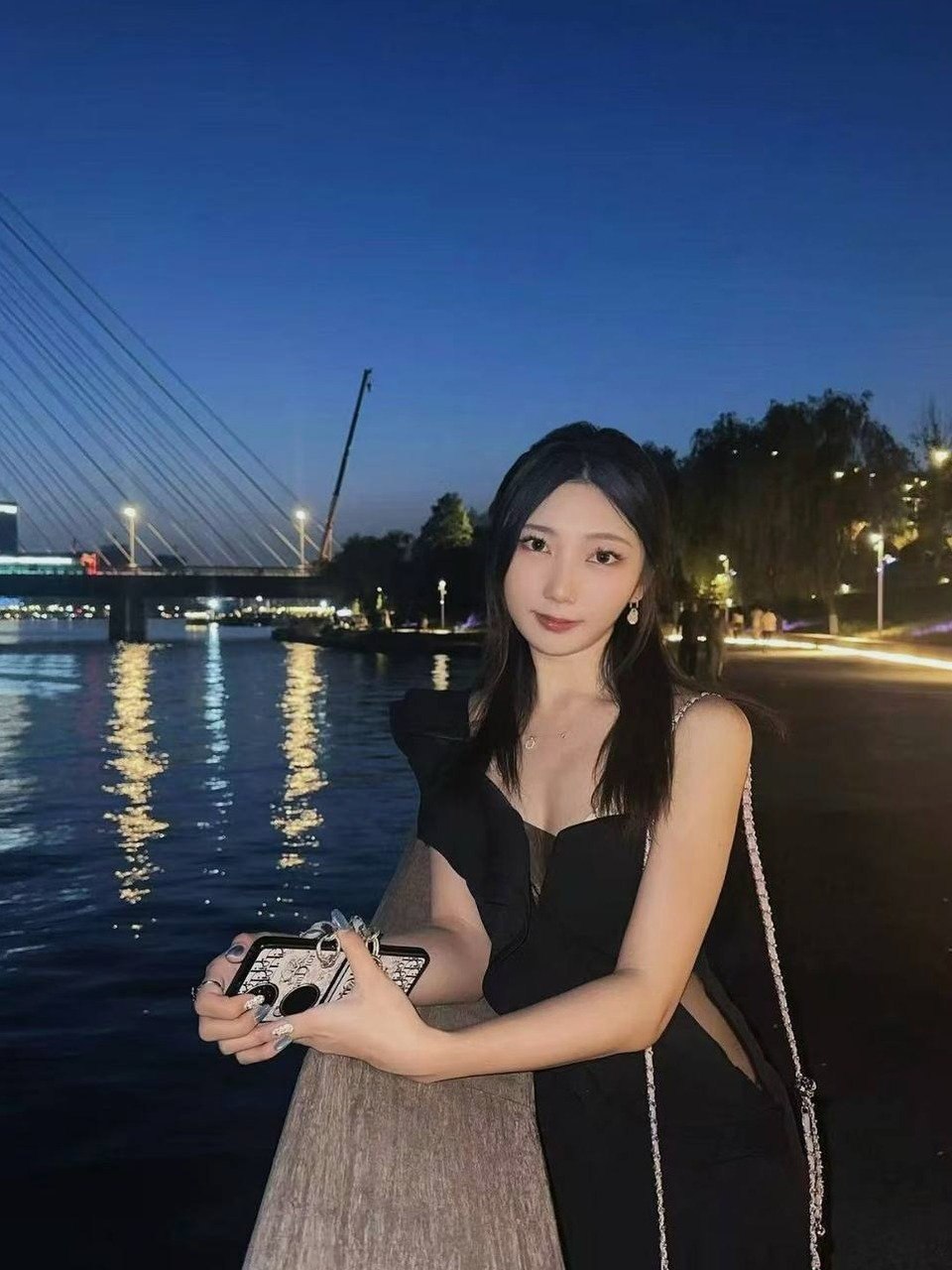 朴朴369