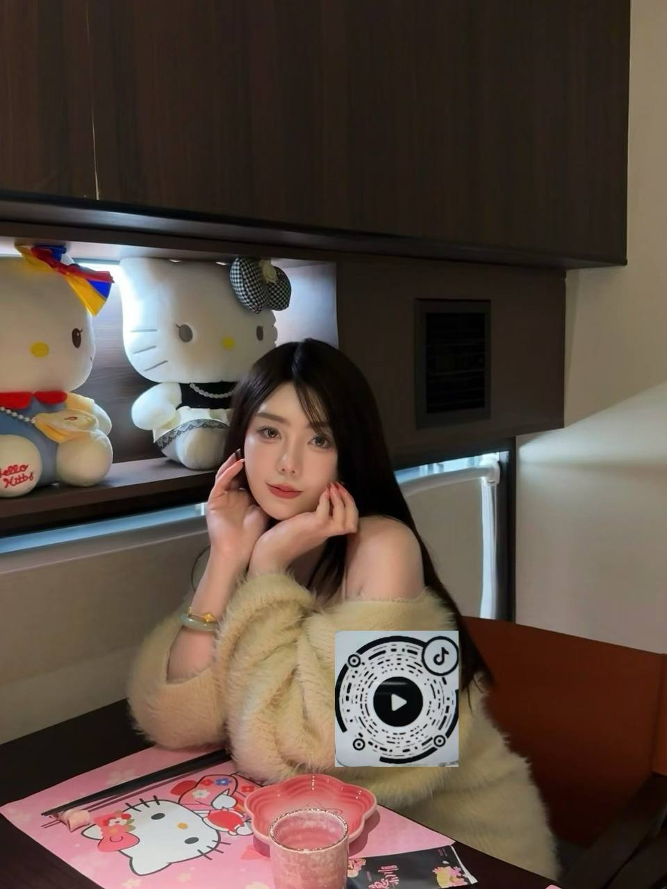 佳佳