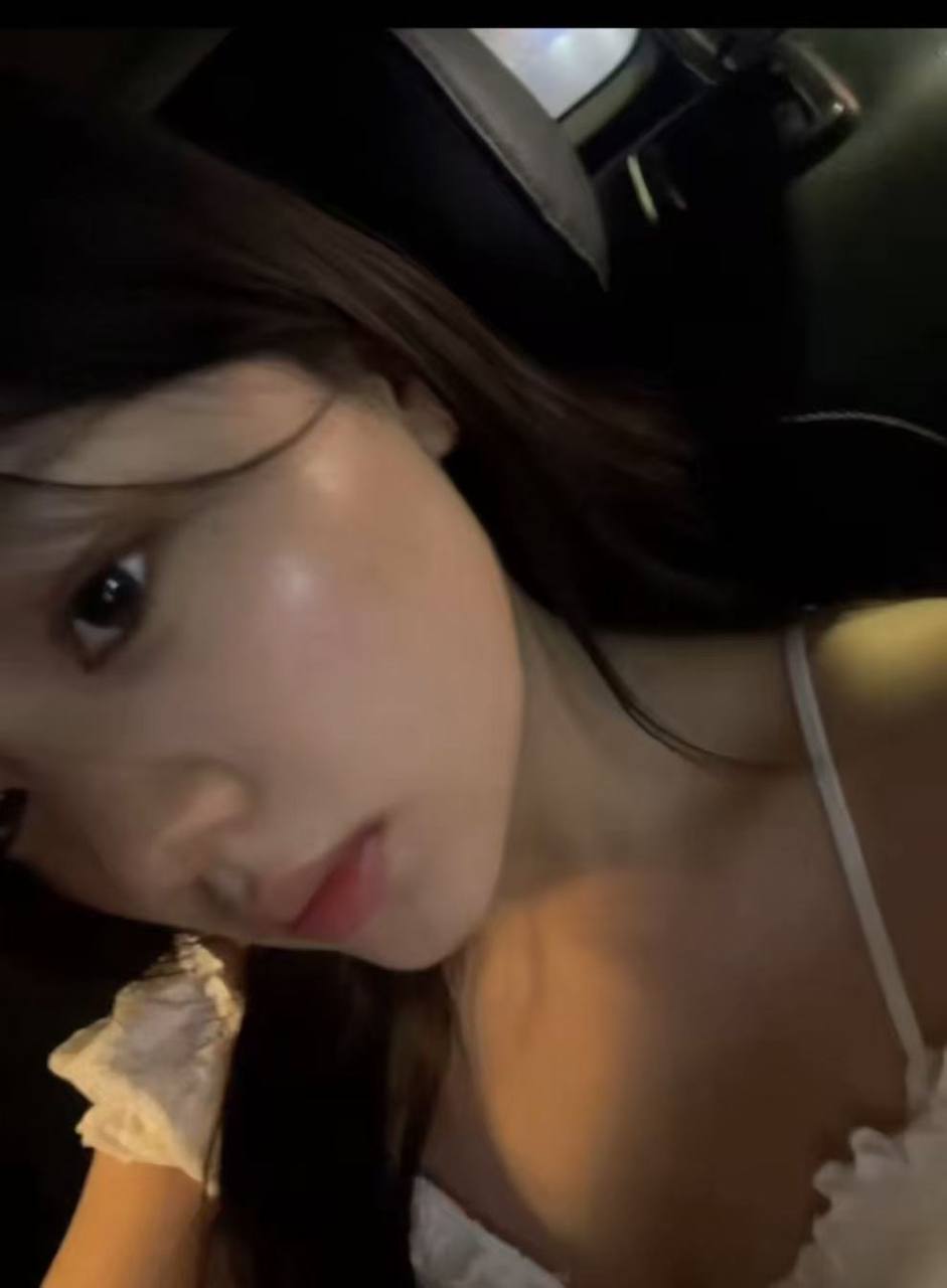 W25