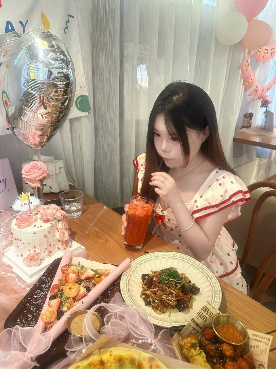 伊伊