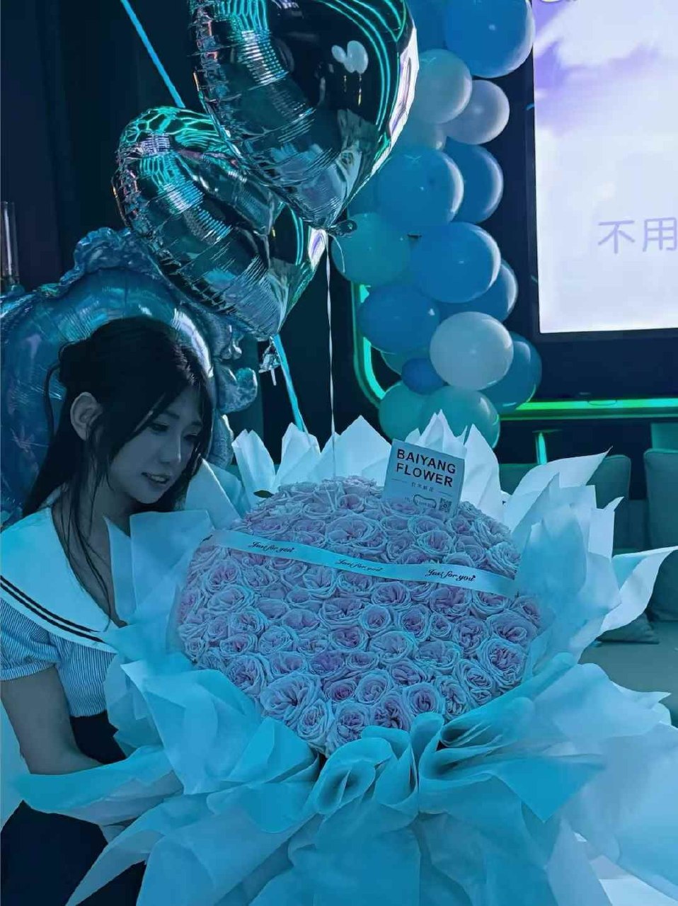 YC043