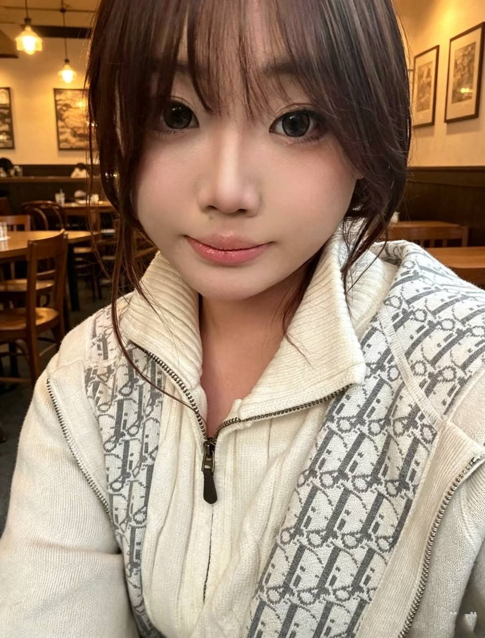 柒柒