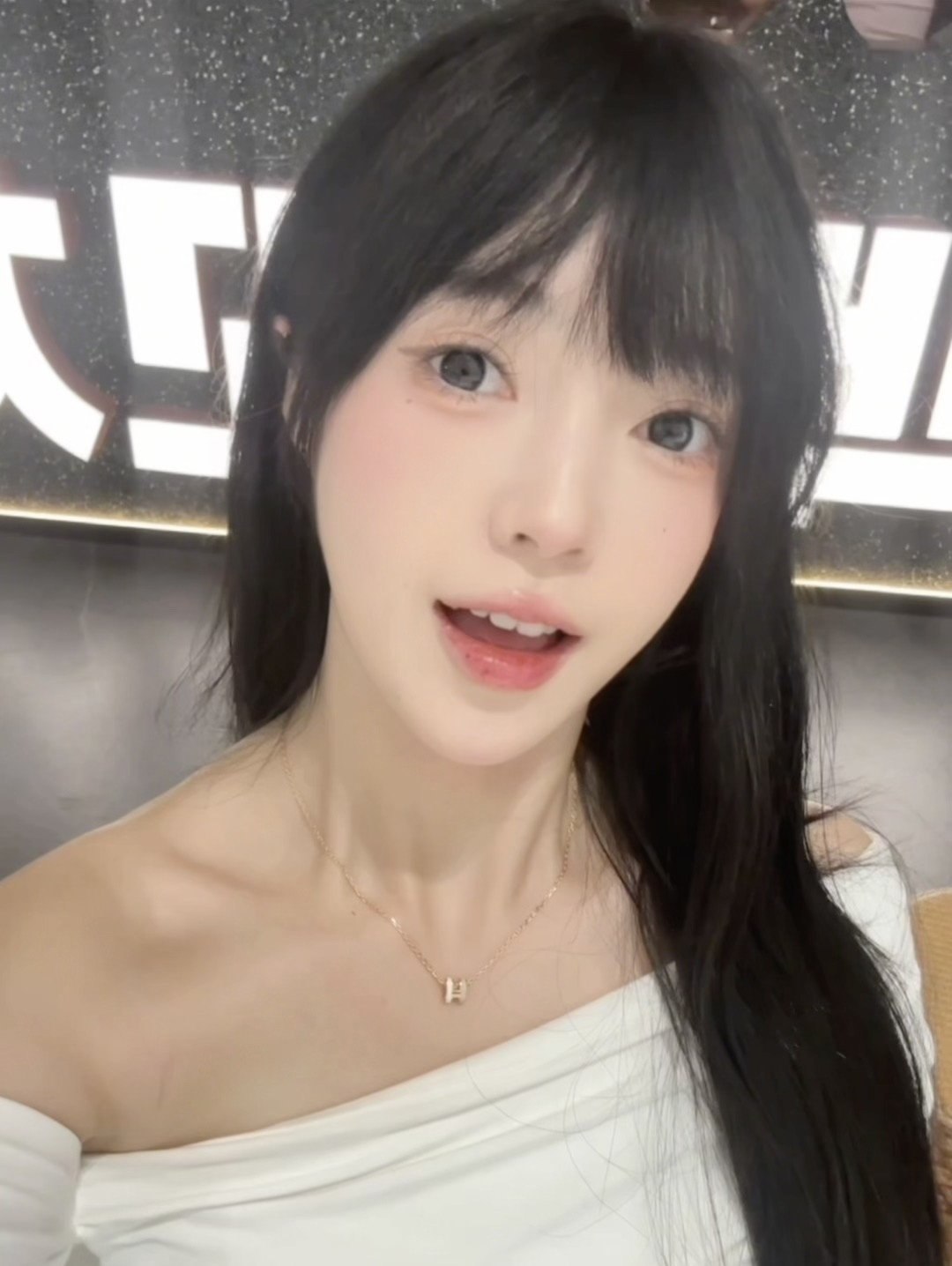 L025