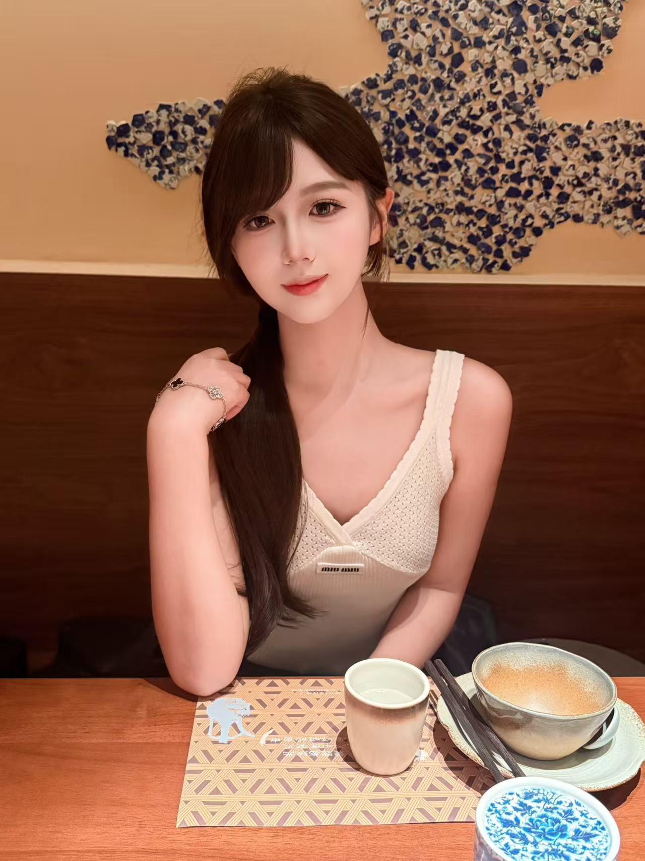 T16