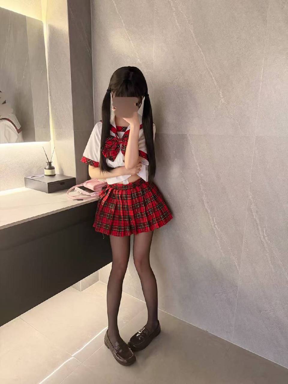 妍妍