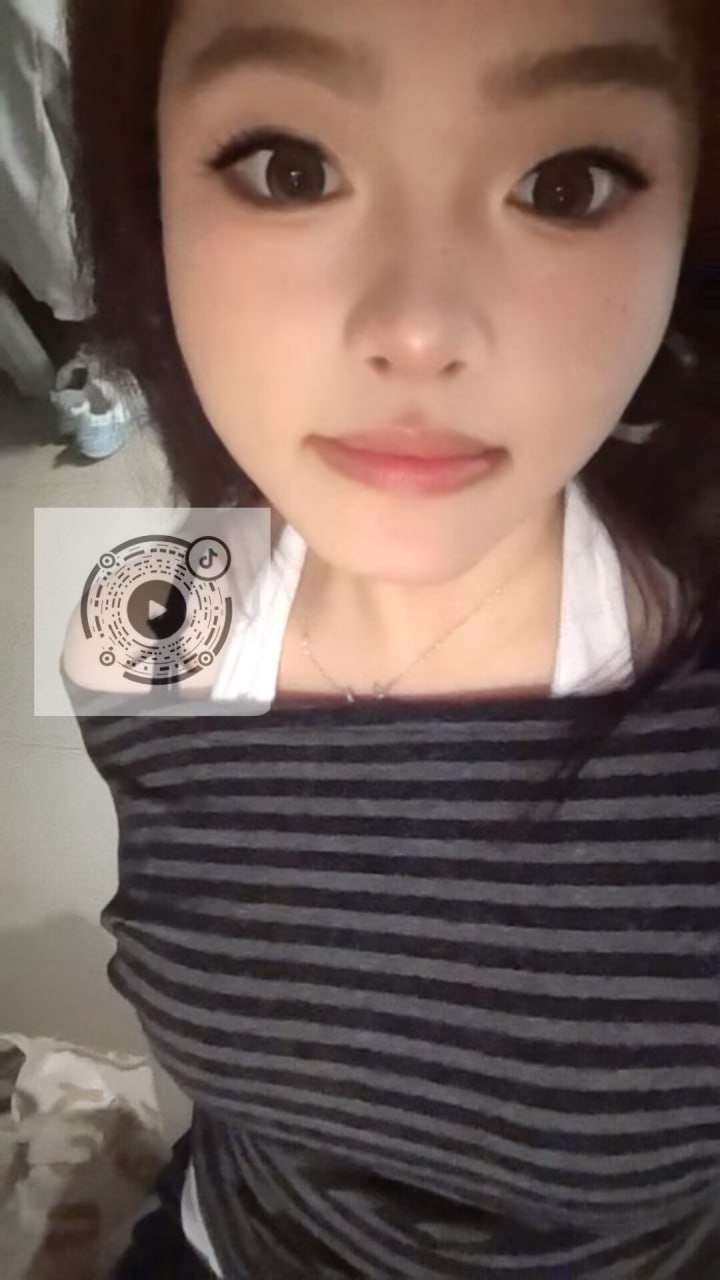 莉莉