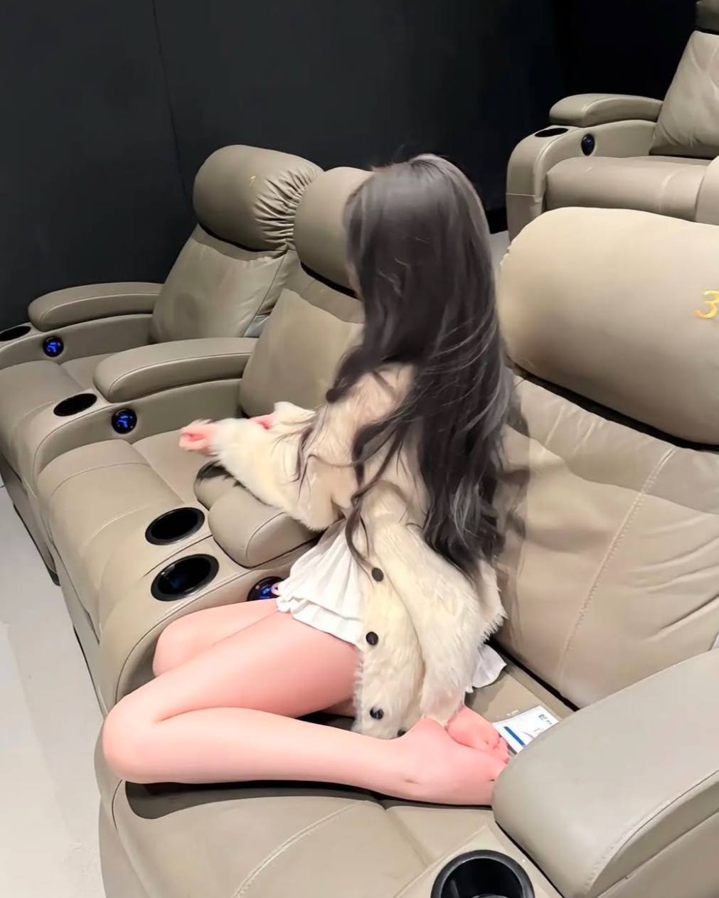 吃吃