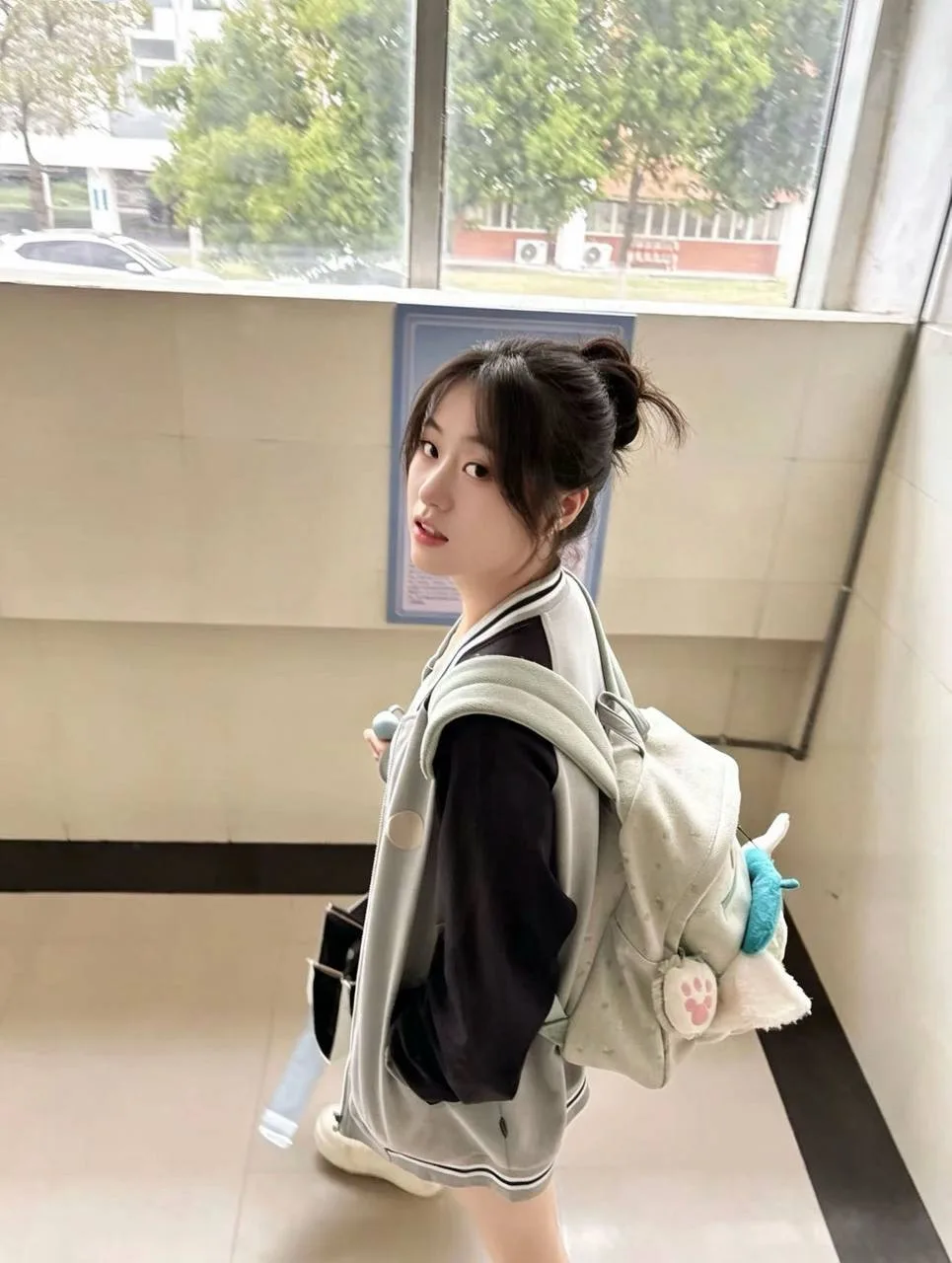 验证视频封面