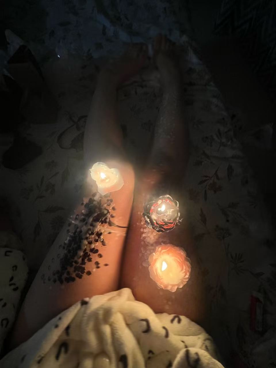 e44
