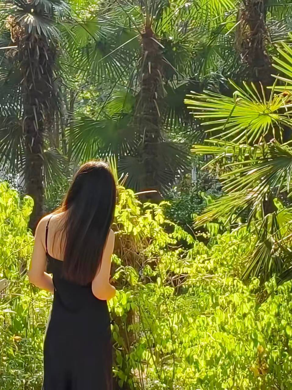 F163