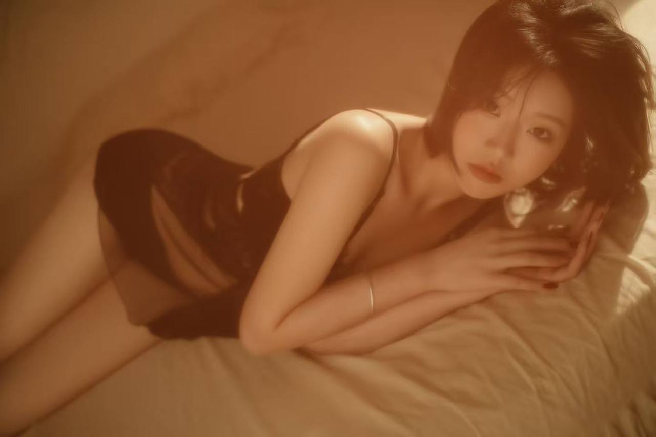 念念 w少小美