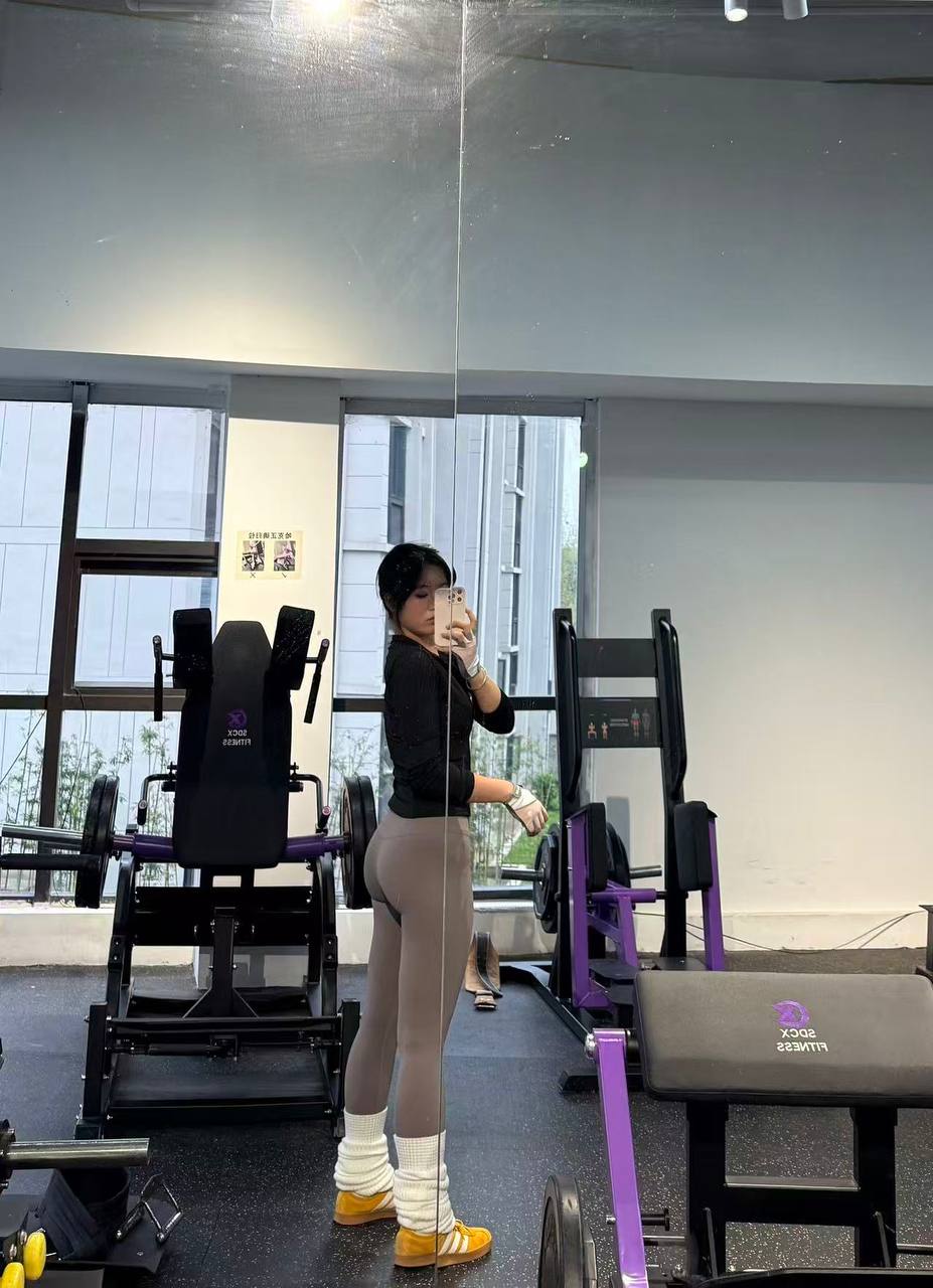 念念 w少小美