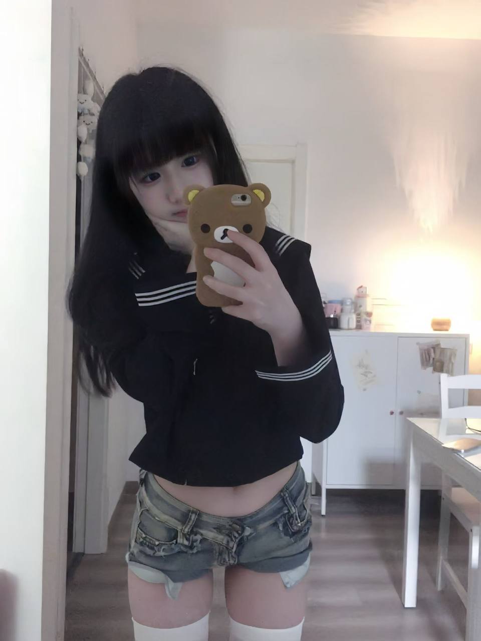 亚亚