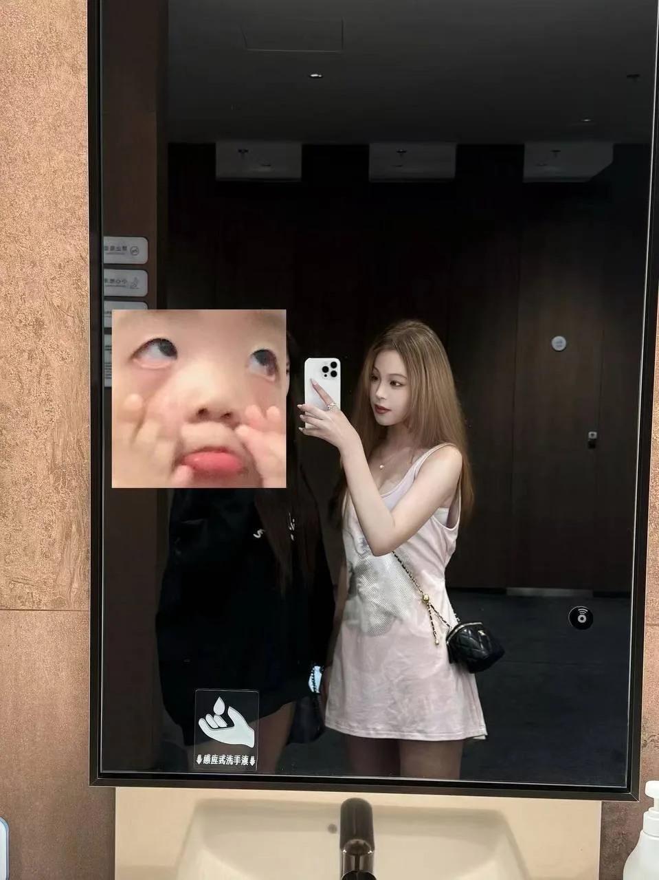 验证视频封面