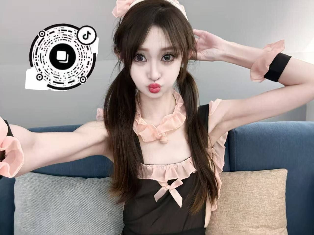 f049