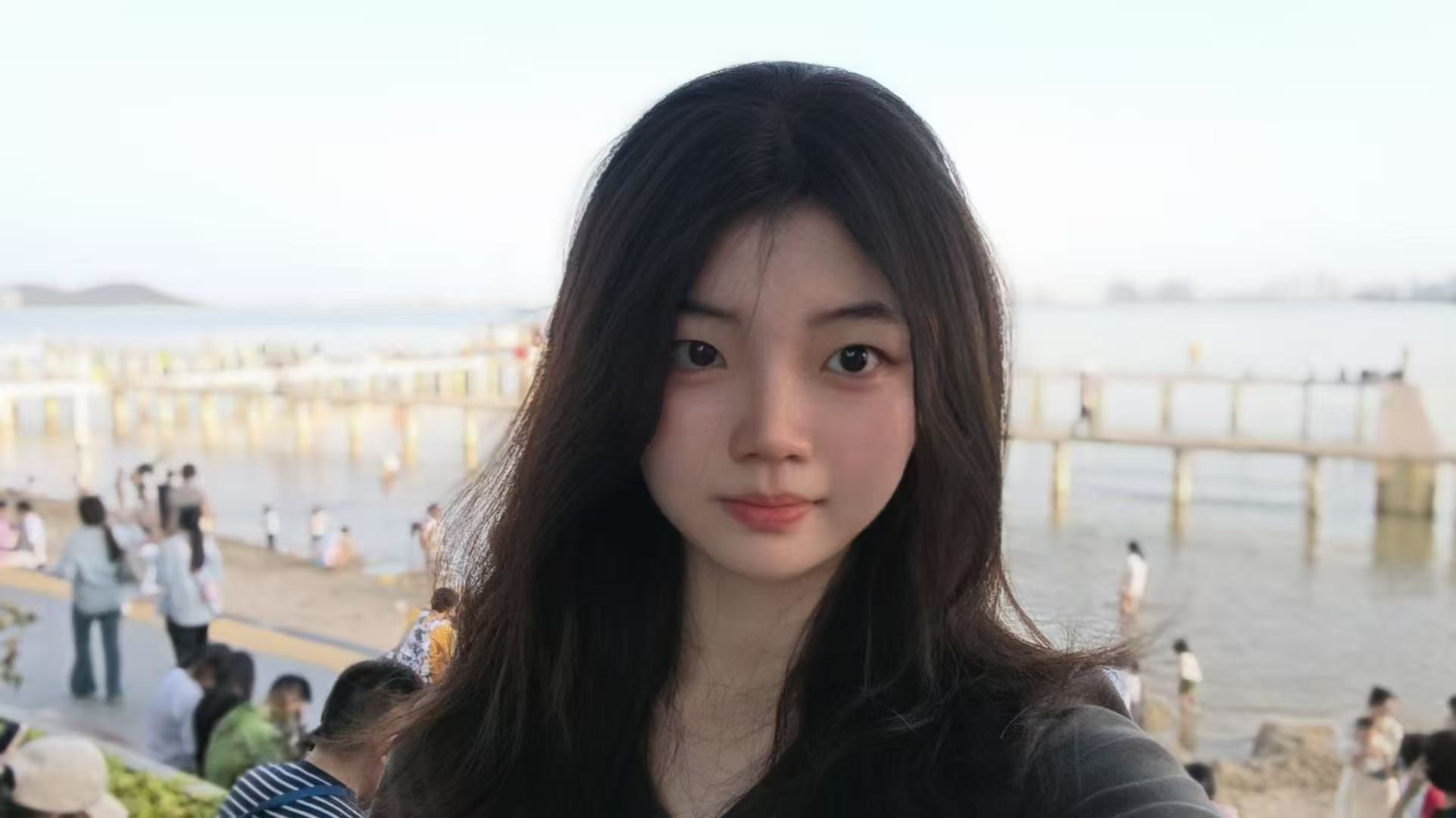 F293