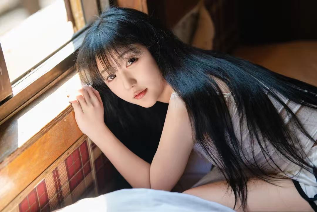 花083