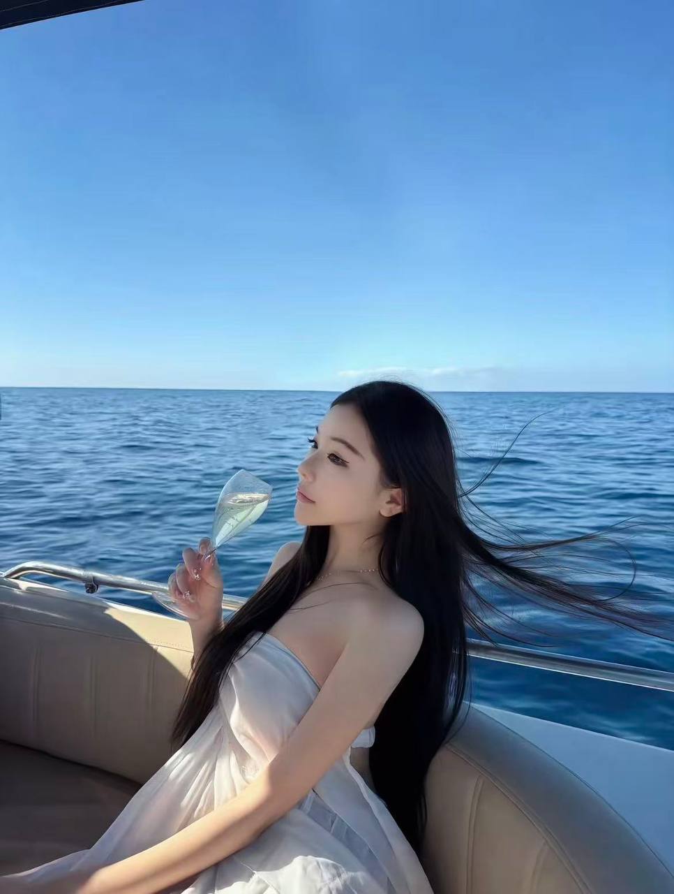 陈欣含