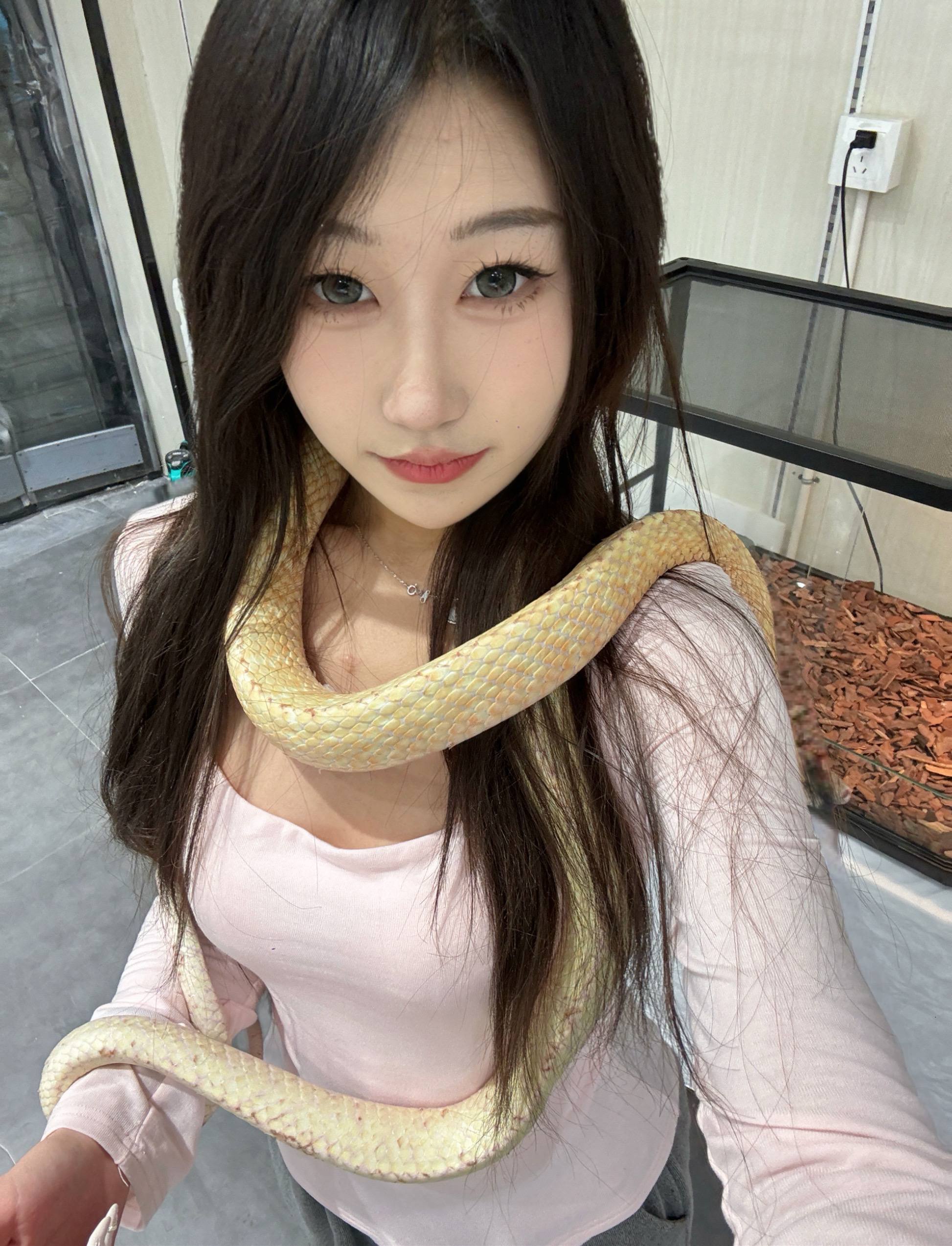 童童