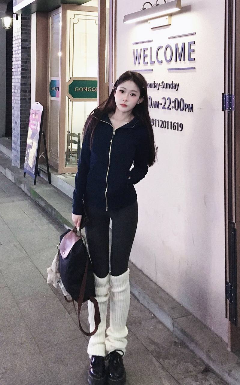 小T