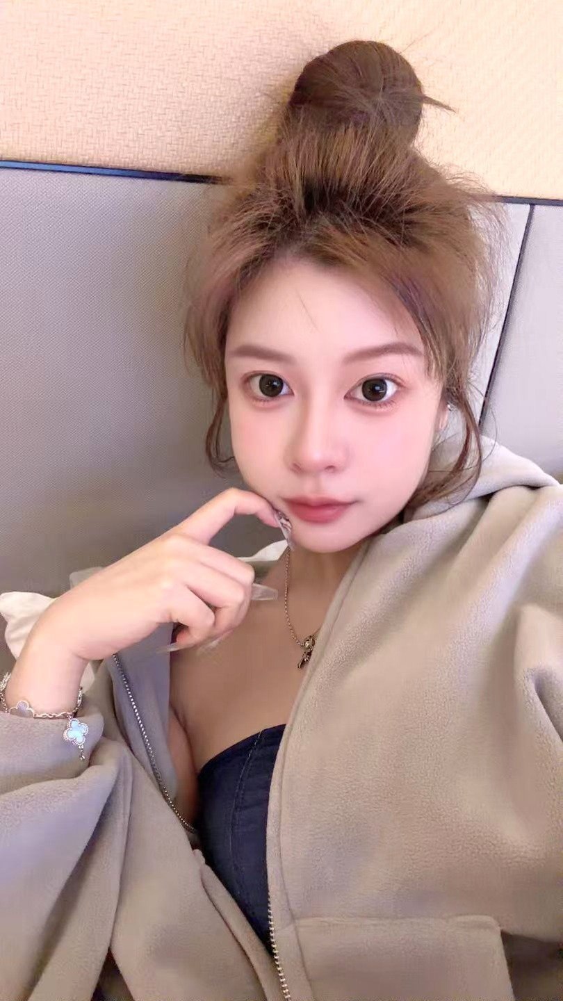 小u