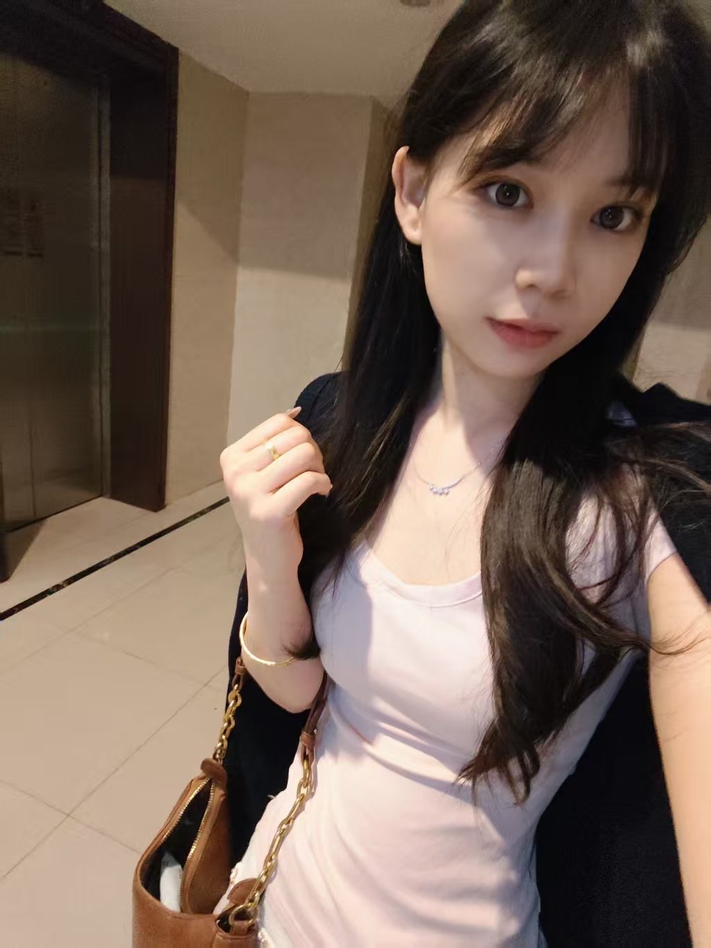 丽L