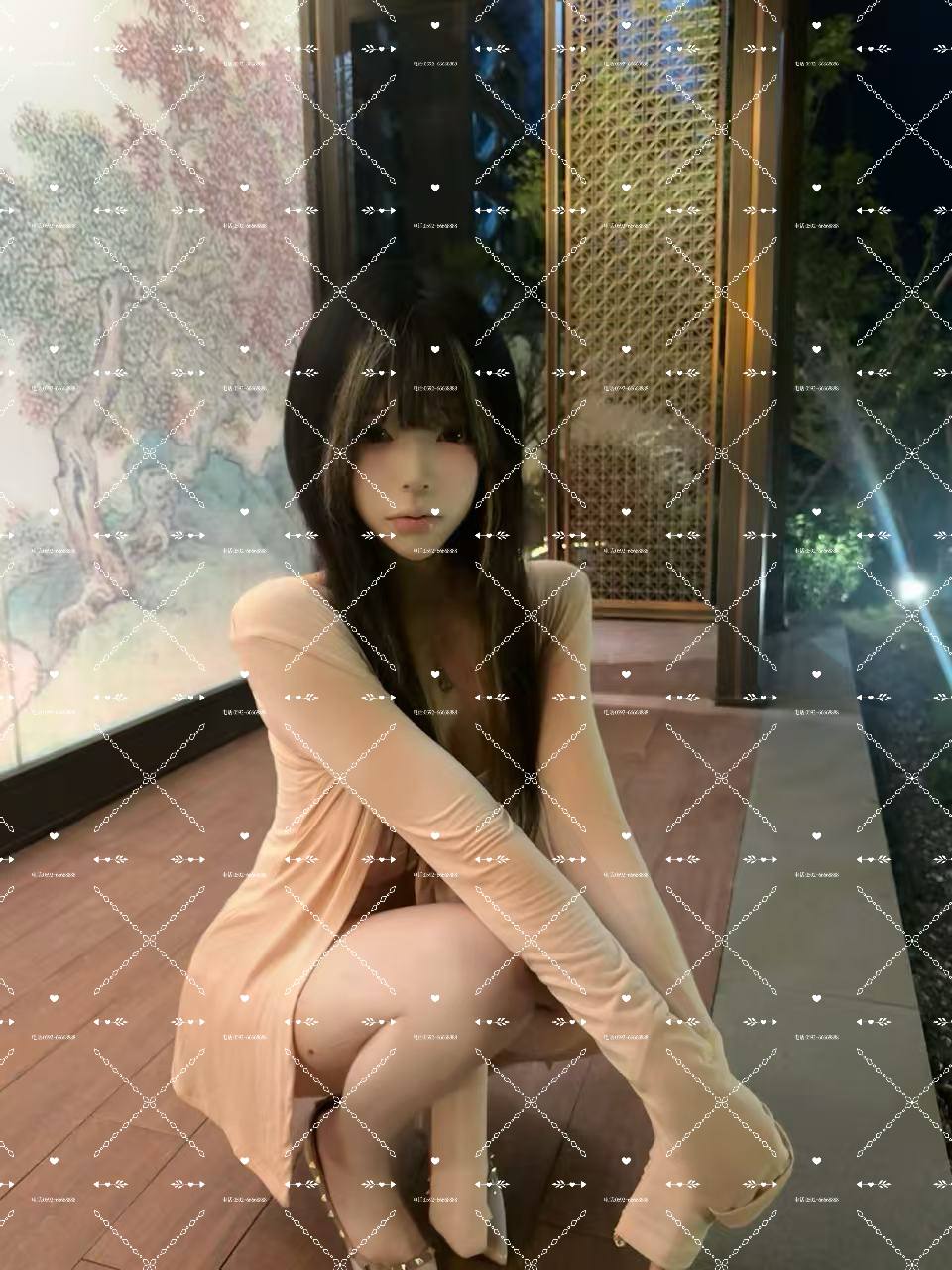 妮b