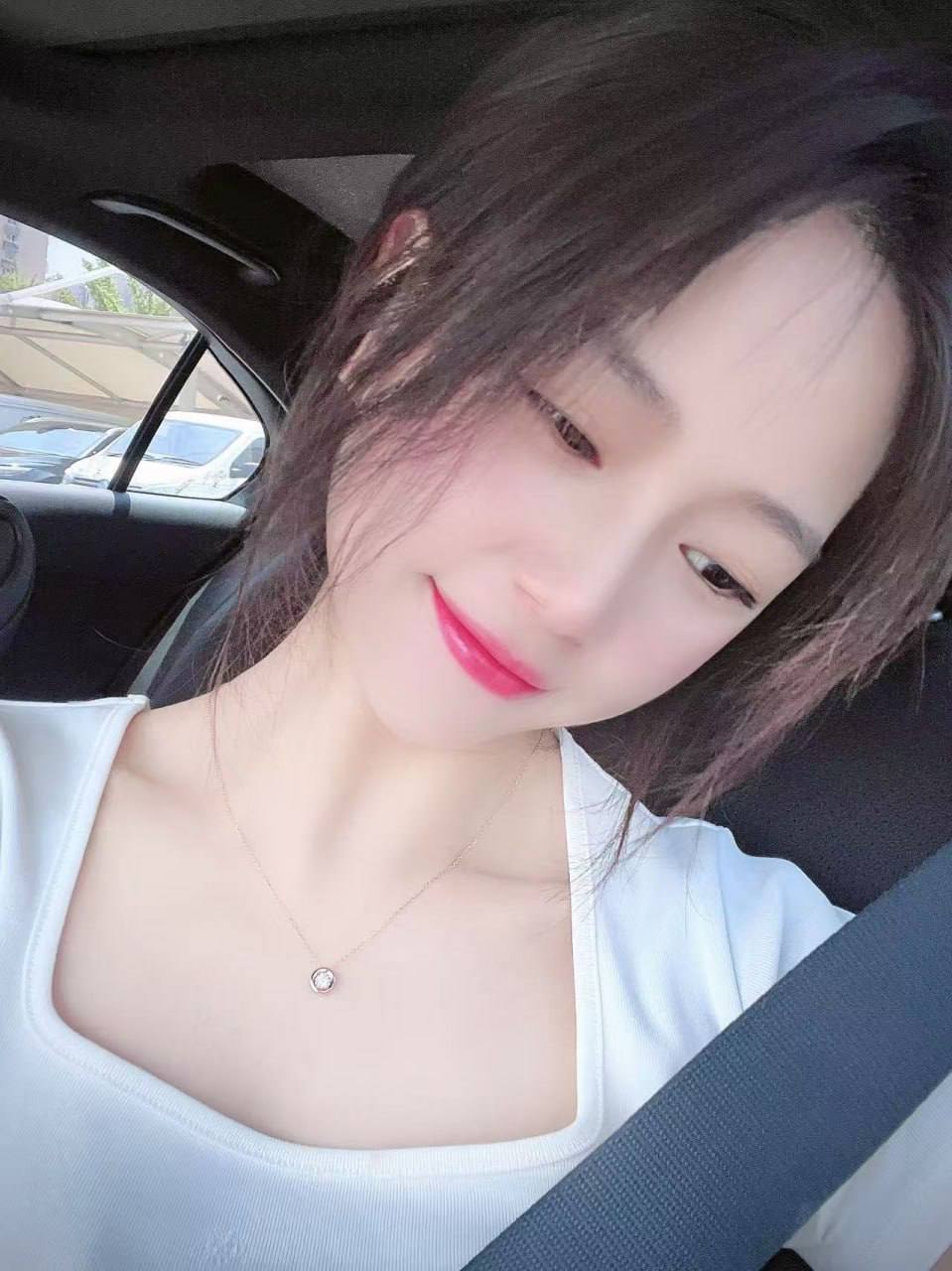 七七