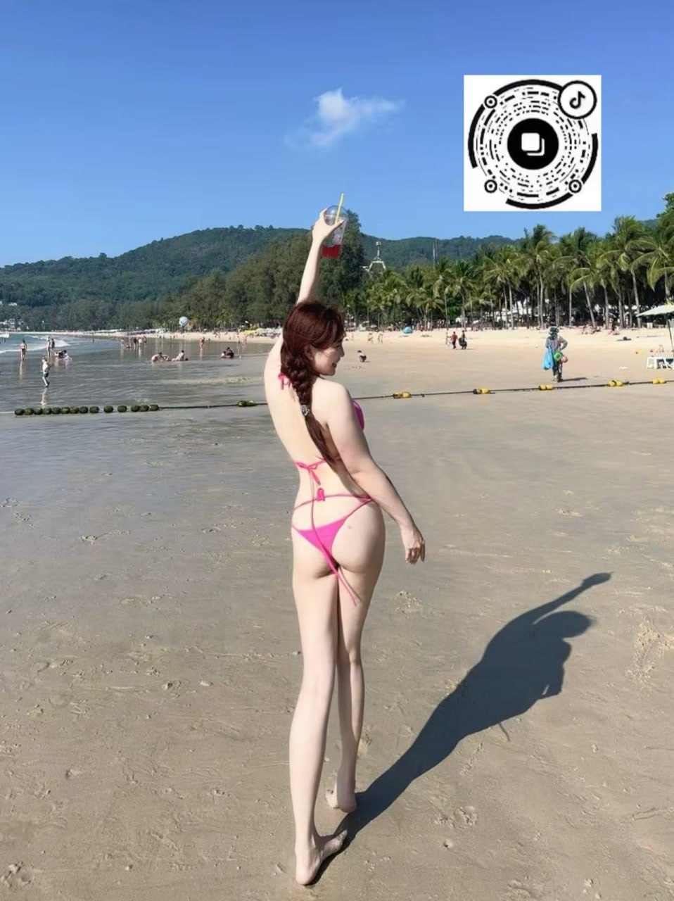 依依