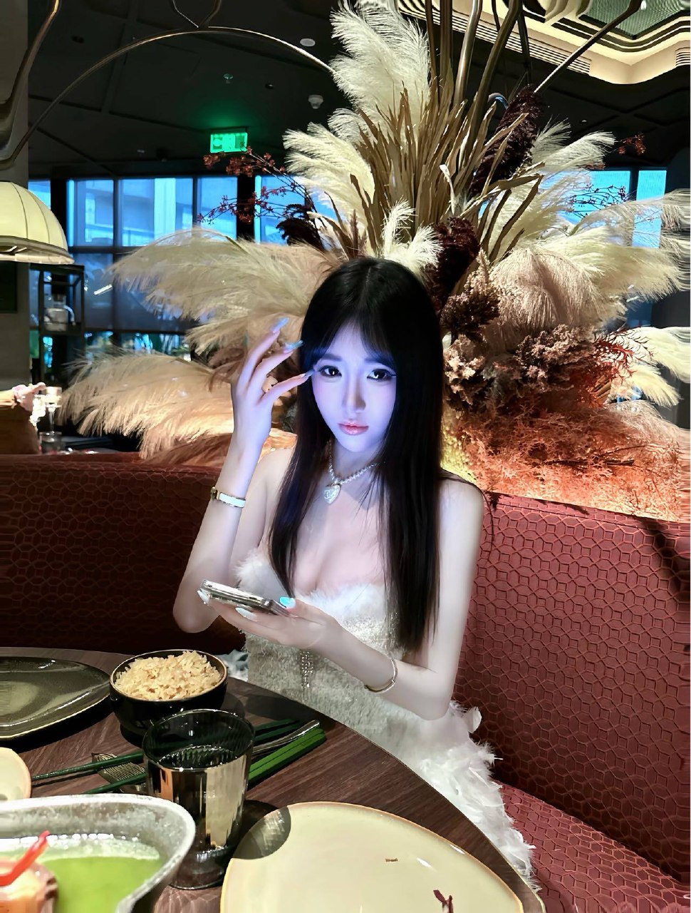 曼妮
