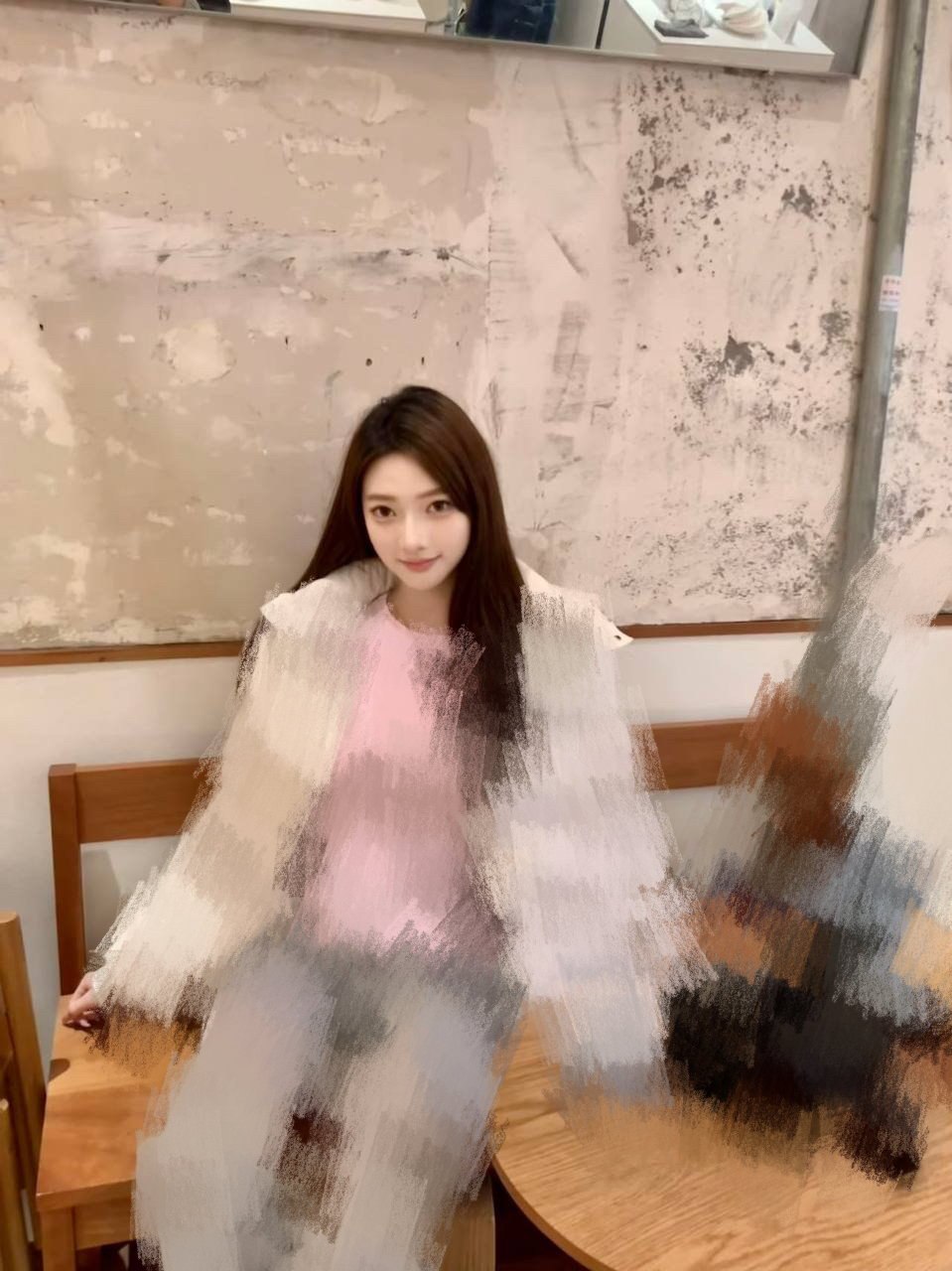 白77