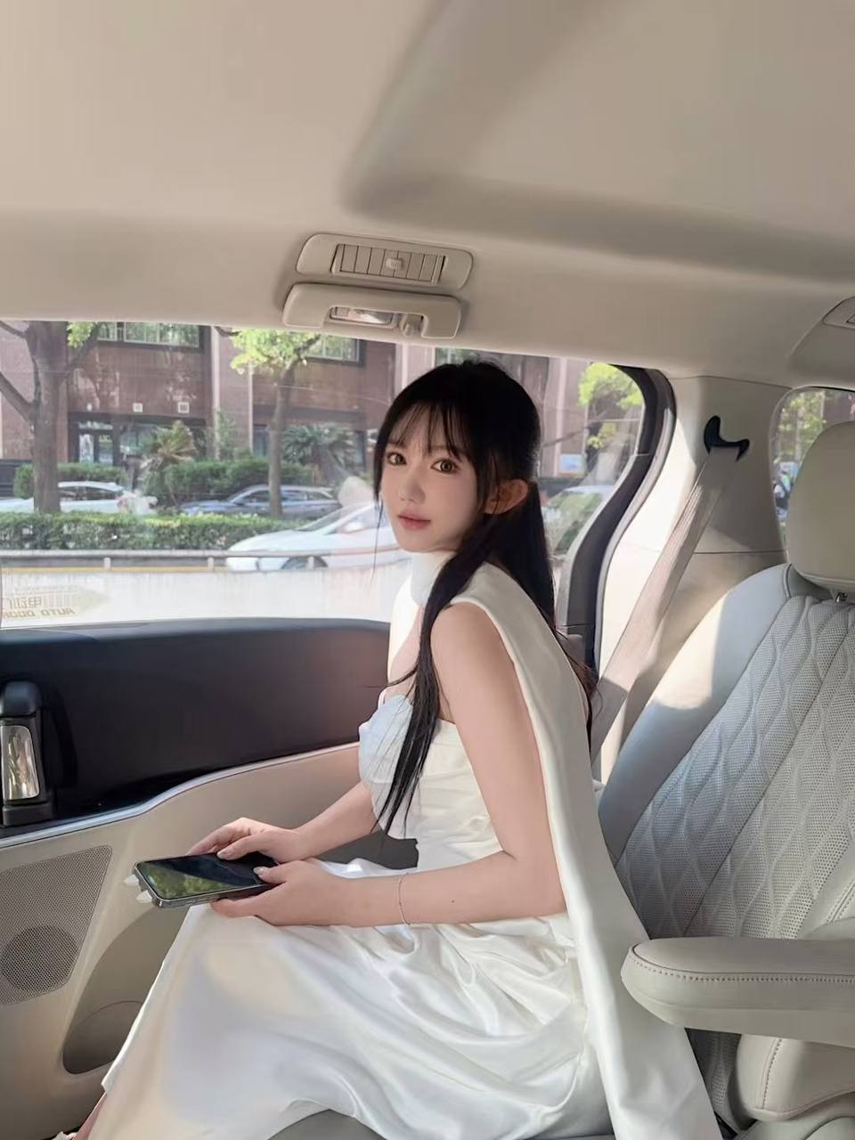 思思
