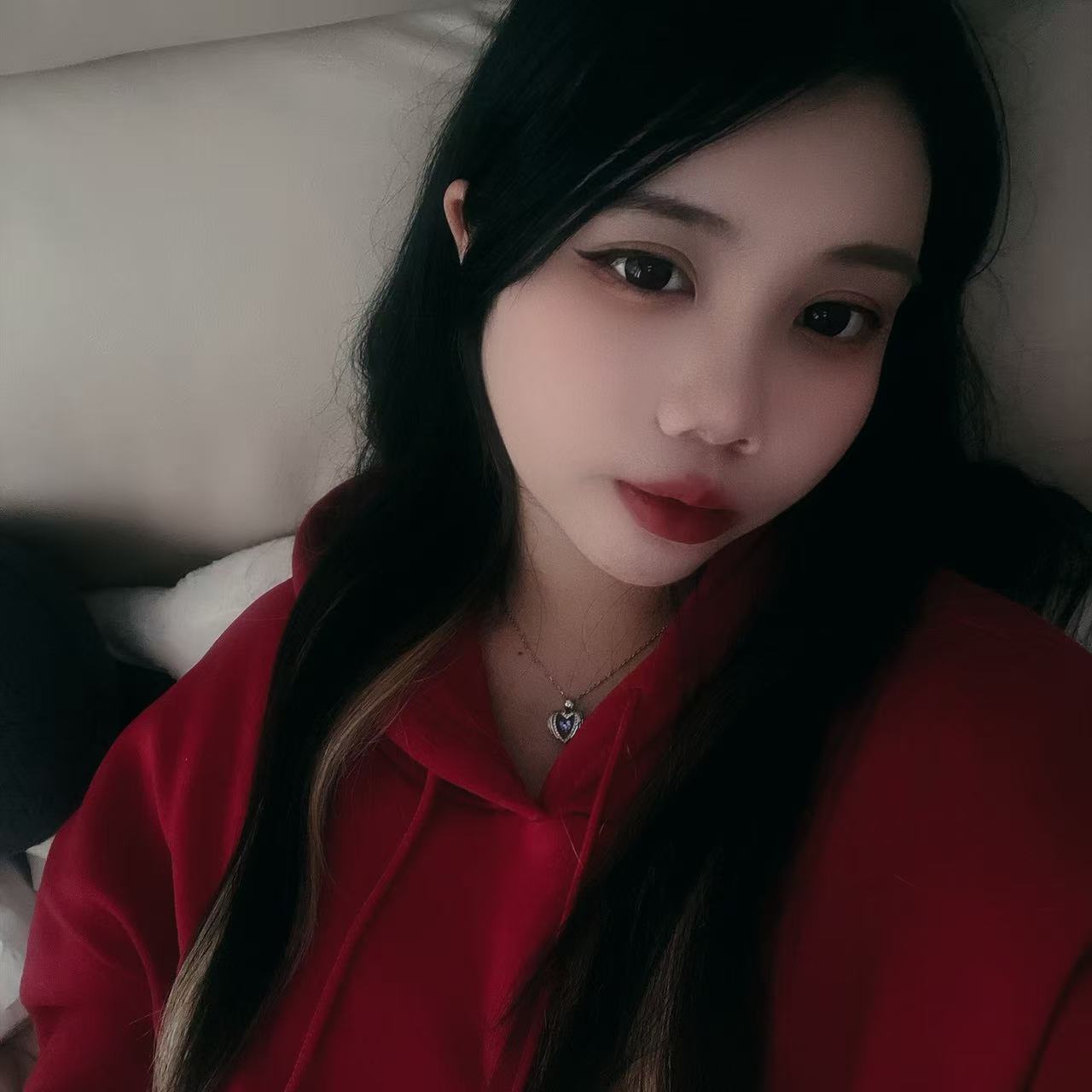 B037