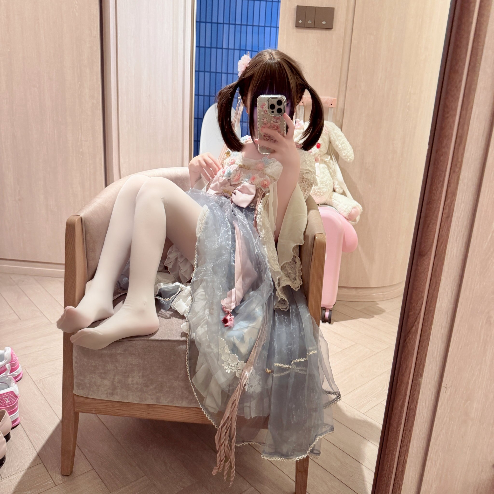 YC025
