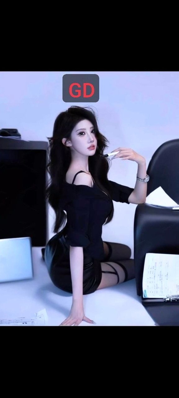 GD521 服装模特 身材好 可纯 可御