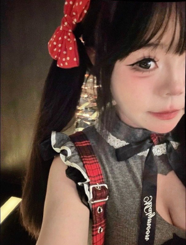 伊伊