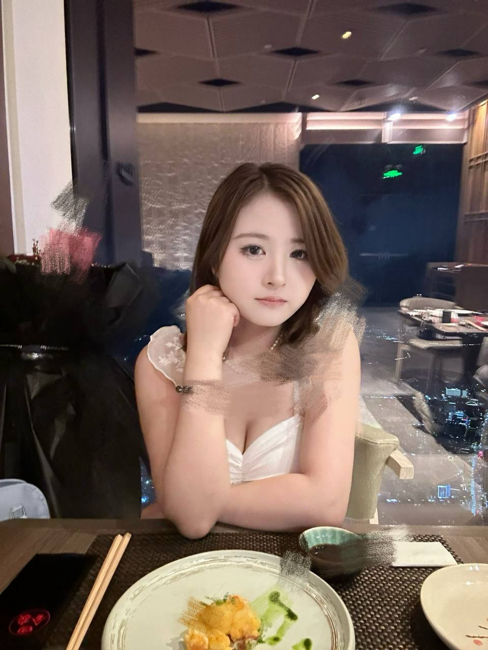 小燕