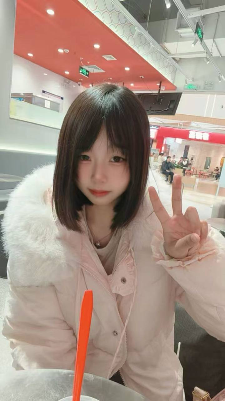 莫莫