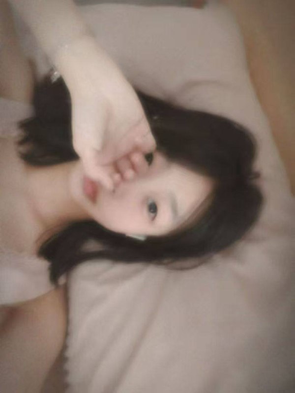 莫莫